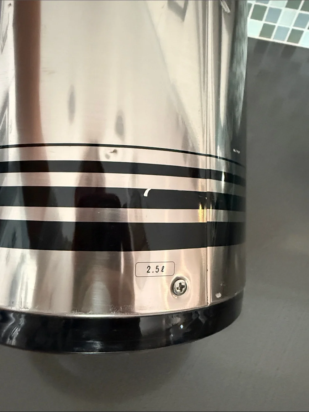 Airpot Beverage Dispenser - Stainless Steel with Black Lid (2.5 liter)